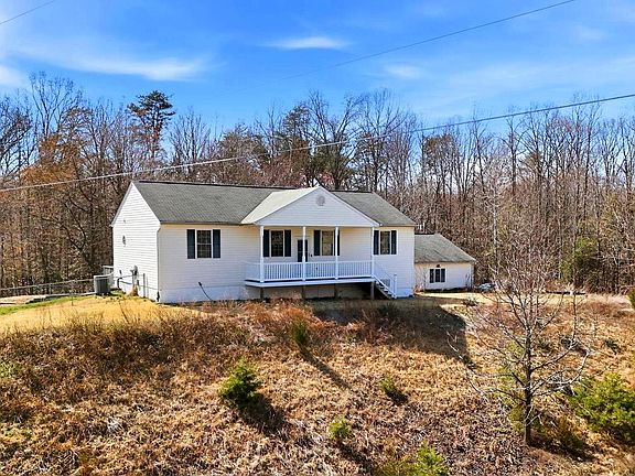 3rd image of 7 Viking Ln