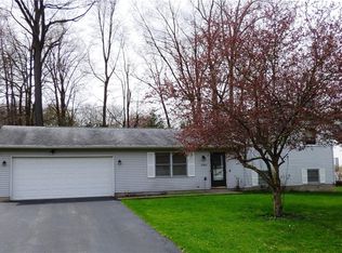 1386 Raccoon Dr NE, Warren, OH 44484