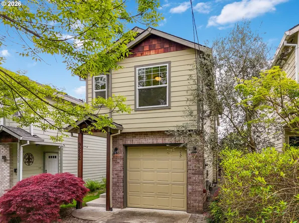 9222 N Charleston Ave, Portland, OR 97203