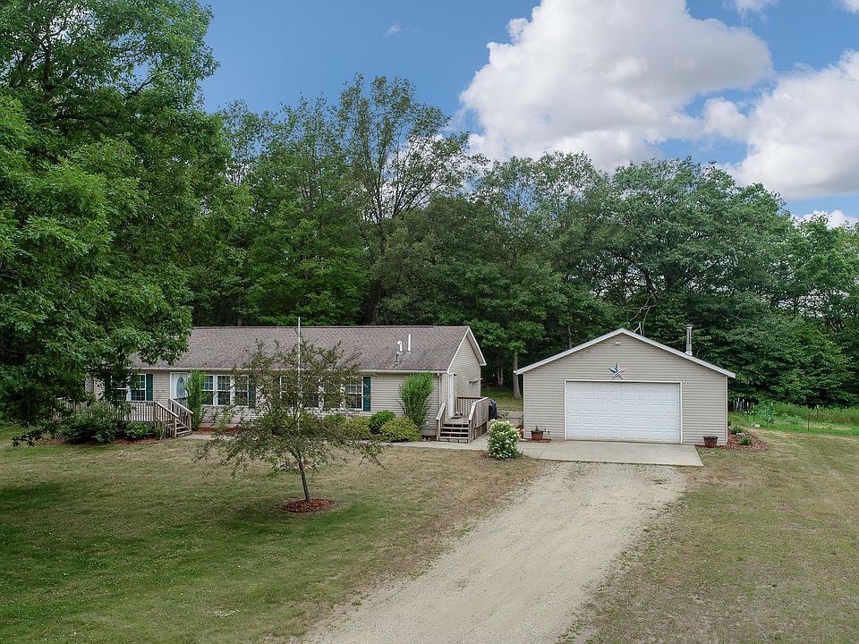 1st image of 10975 E Blue Lake Dr