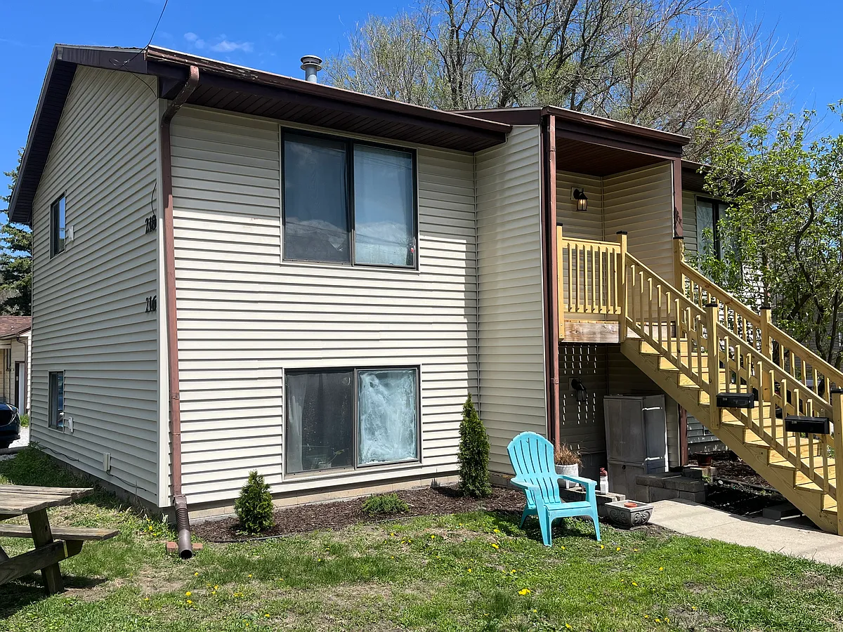 Building Photo - 216 S Franklin Ave #216