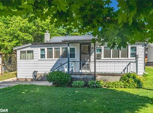 304 Old Mosley St, Wasaga Beach, ON L9Z2H8
