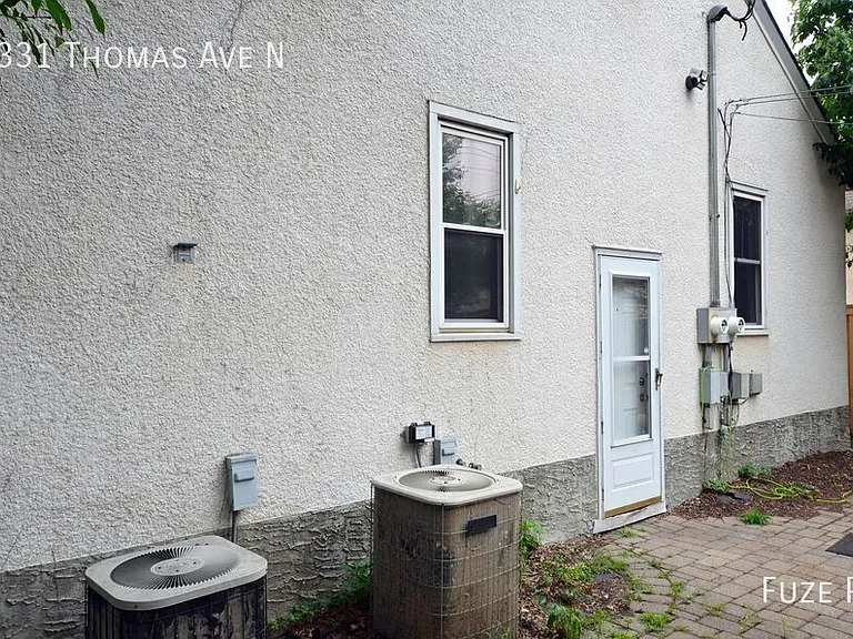 4331 Thomas Ave N — Photo 9
