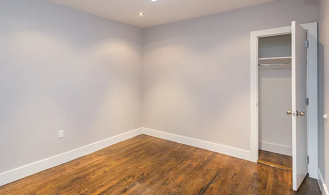 Rented by MNS | media 22