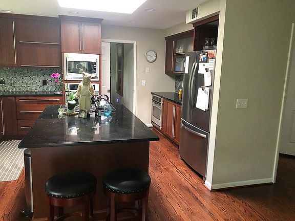 2nd image of 26117 Hidden Valley Dr