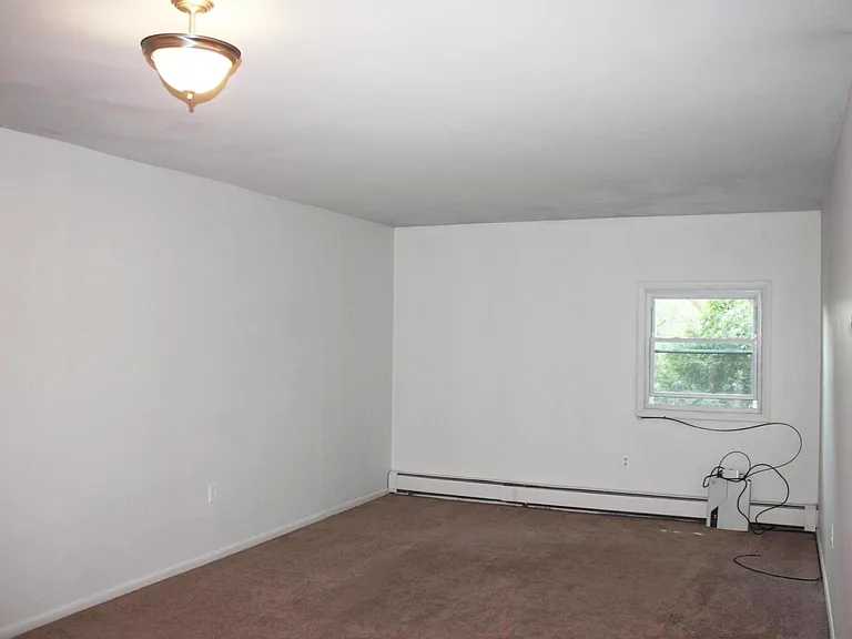 2120 Bellemead Ave #4 — Photo 1