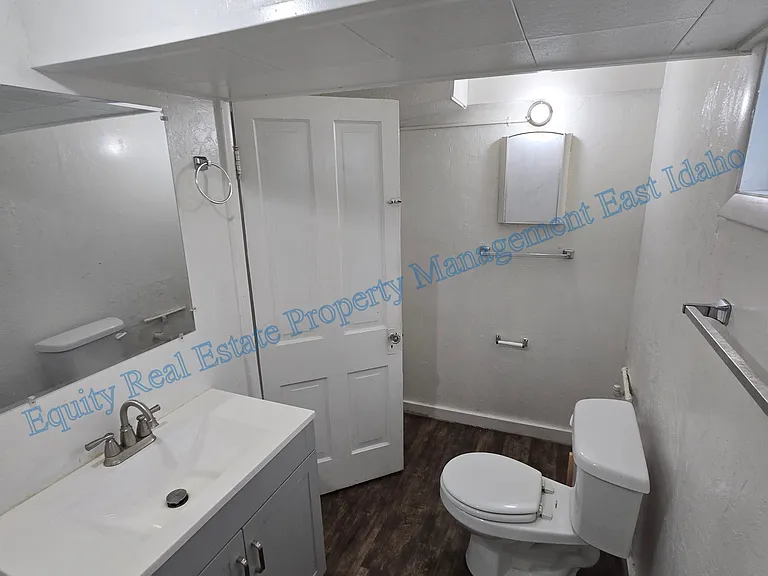 555 N 13th Ave #557 — Photo 15
