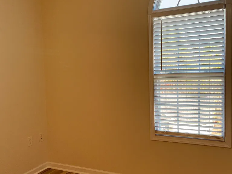 616 Marshtree Ln #301 — Photo 8