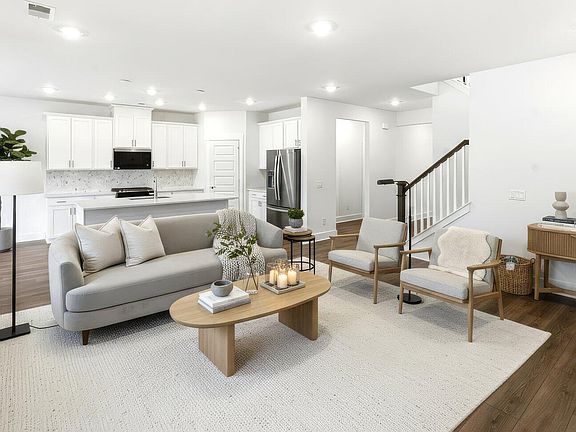 7th image of this home