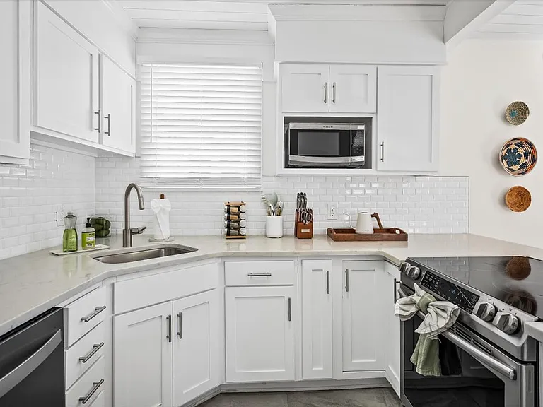 515 Carolina Blvd #B — Photo 12