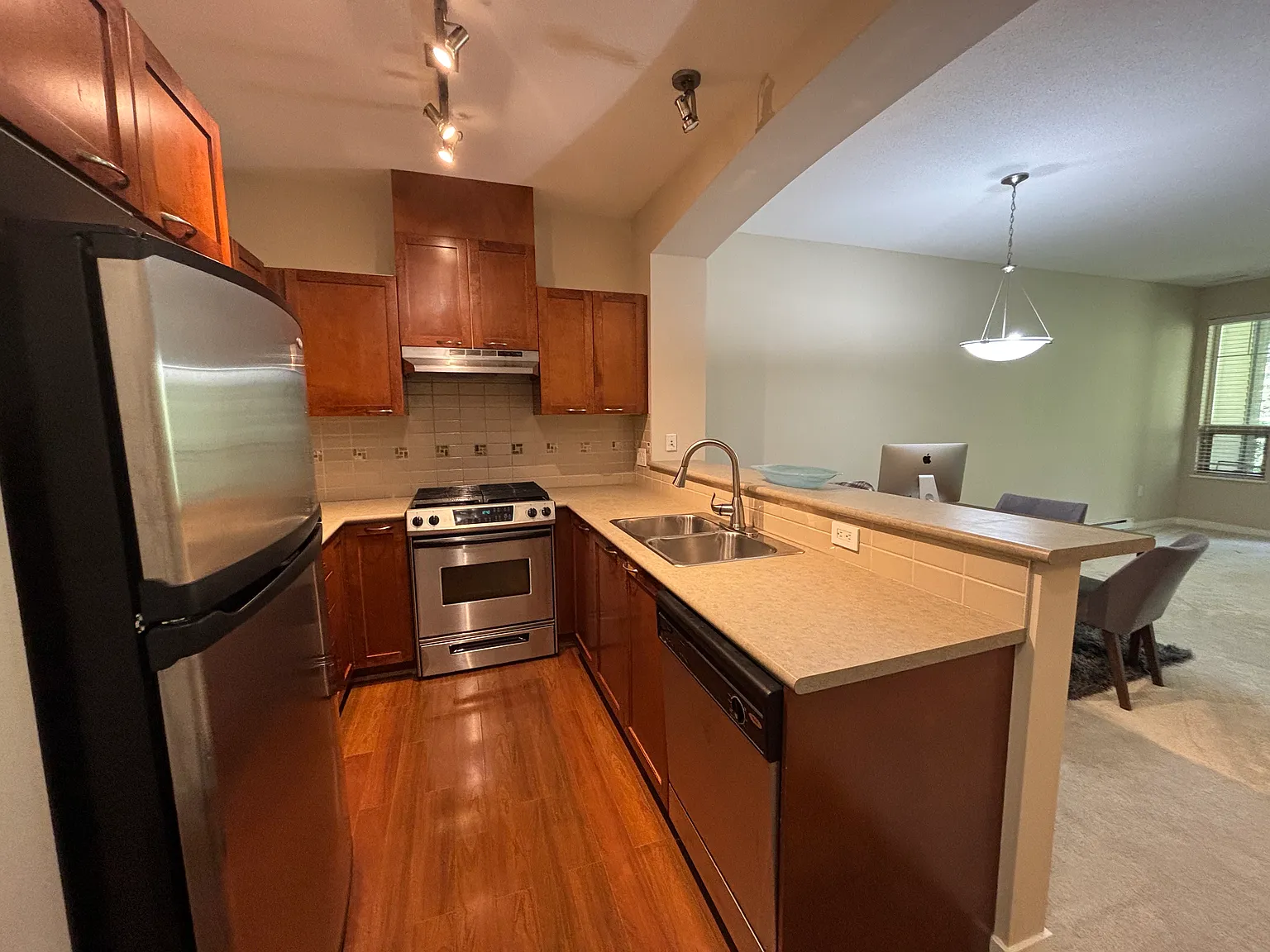 2969 Whisper Way Coquitlam — Photo 2