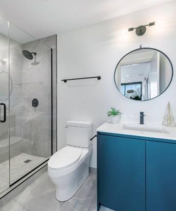 3rd image of 521 W Arlington Pl #802