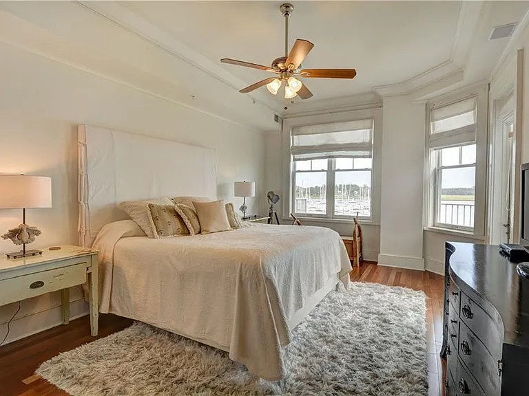 10 Marina Dr #314 — Photo 16