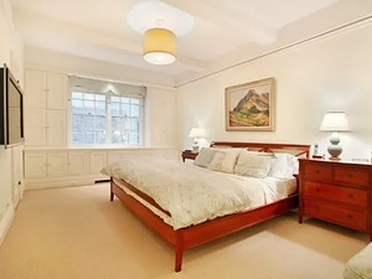 Sold by Corcoran | media 20