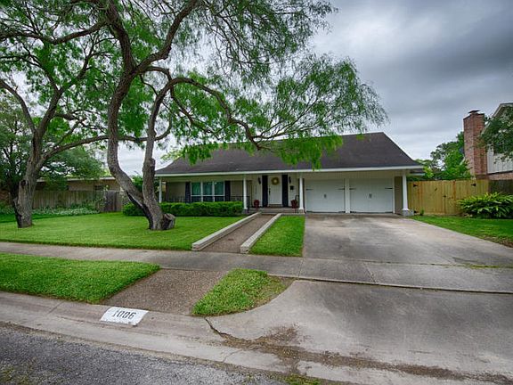 3rd image of 1006 Cairo Dr