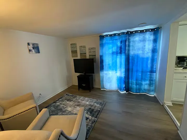 115 McKenzie St — Photo 18