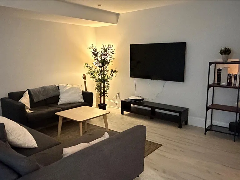 172 Lakeview Ave E #170 — Photo 5