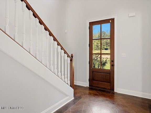 4th image of 9567 Holly Springs Rd