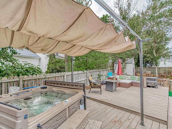 3rd image of 205 Cherry Stone Dr