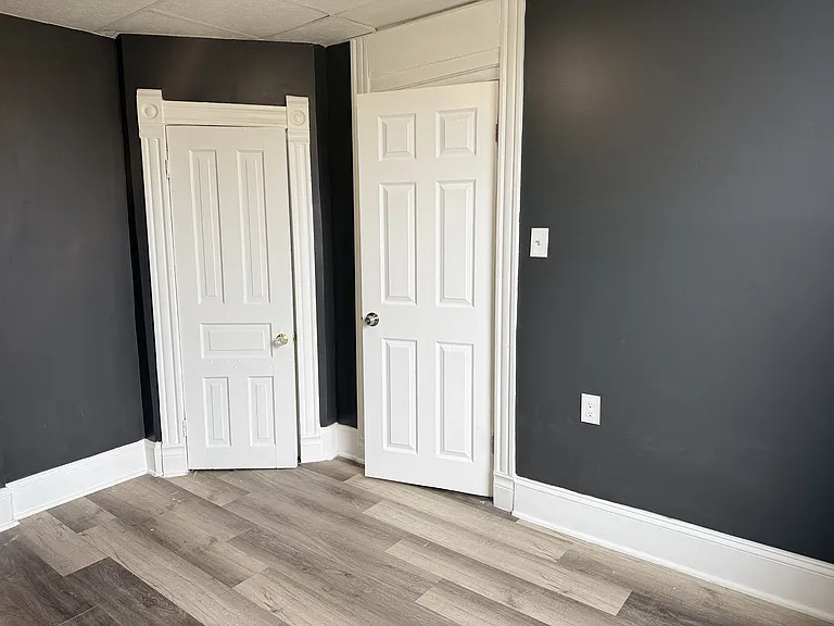 7450 S Maryland Ave #3S — Photo 15