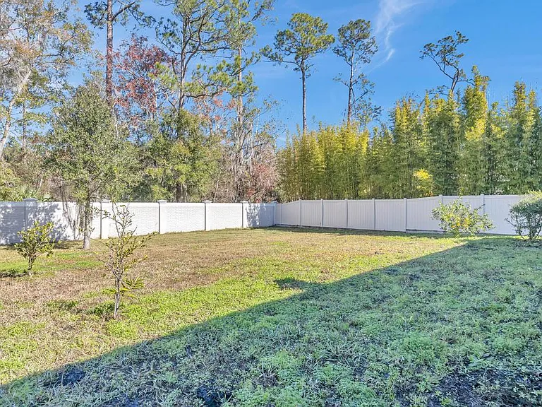 275 Renwick Pkwy — Photo 31