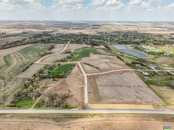 B3-L4 S 49th St, Lincoln, NE 68516