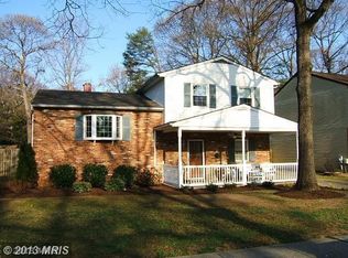 10 Holly Rd, Severna Park, MD 21146