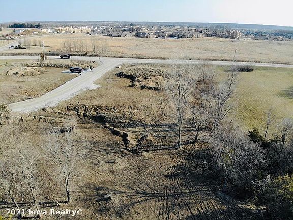 5th image of 9189 Mills Civic Pkwy