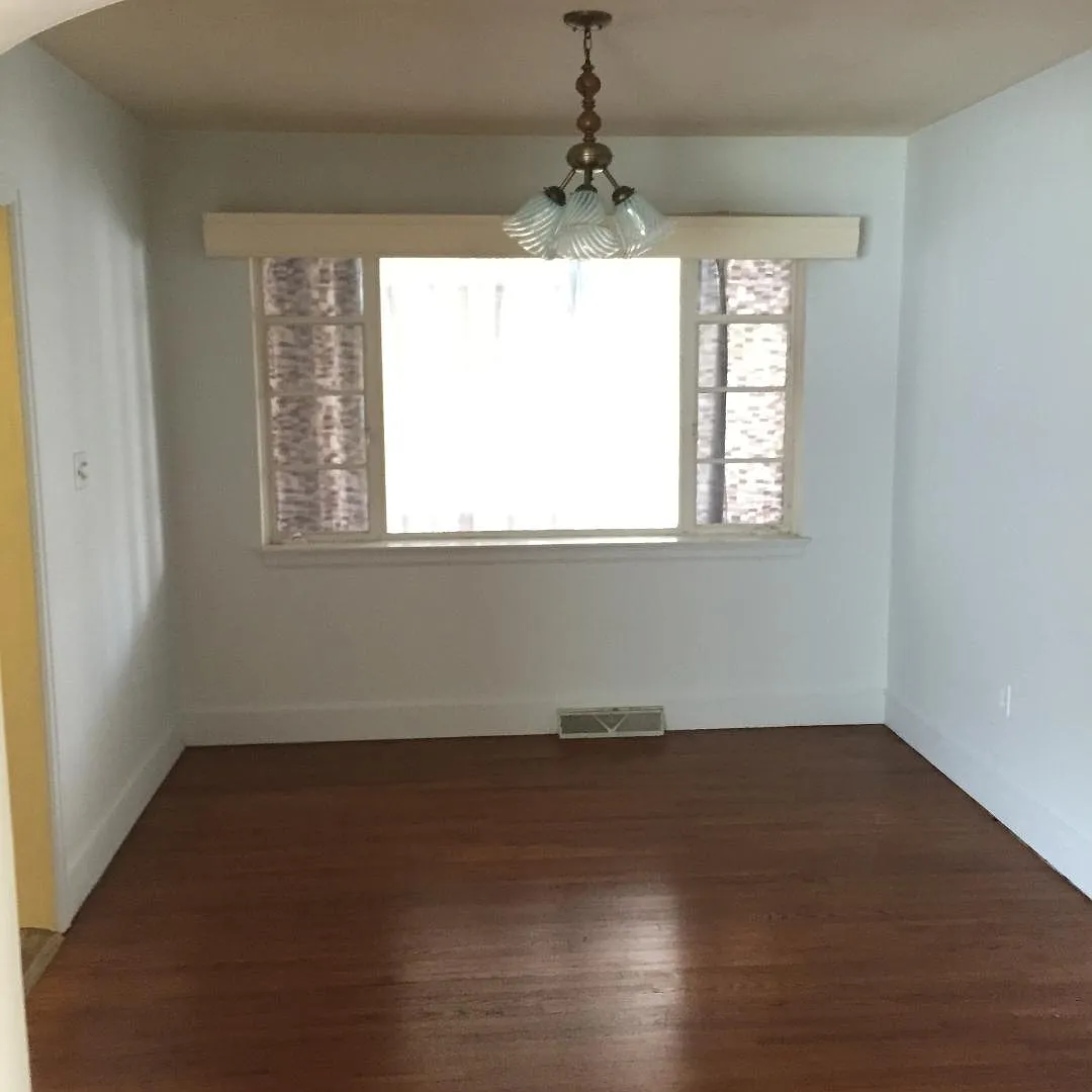 111 Waller Ave — Photo 4