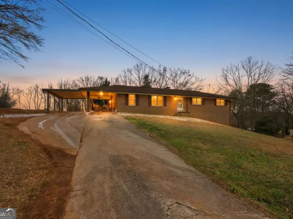 820 Collier Rd, Toccoa, GA 30577