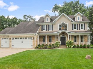 105 W Ridge Ave, Prospect Heights, IL 60070