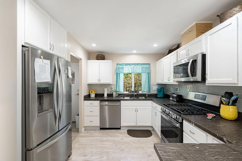 73311 Puebla Dr, Thousand Palms, CA 92276 Zillow