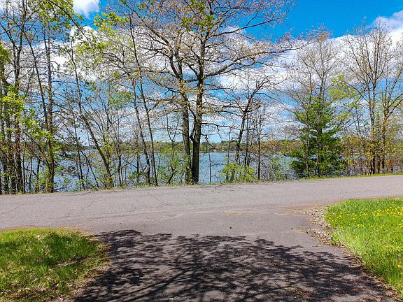 2nd image of 4639 Sand Lake Rd