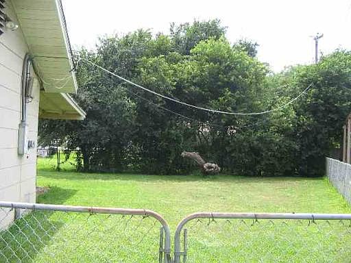 4th image of 4306 VICKSBURG DR