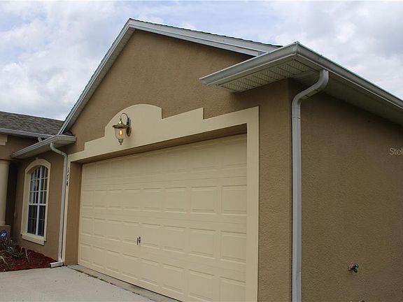 5th image of 174 Mediterranean Ct