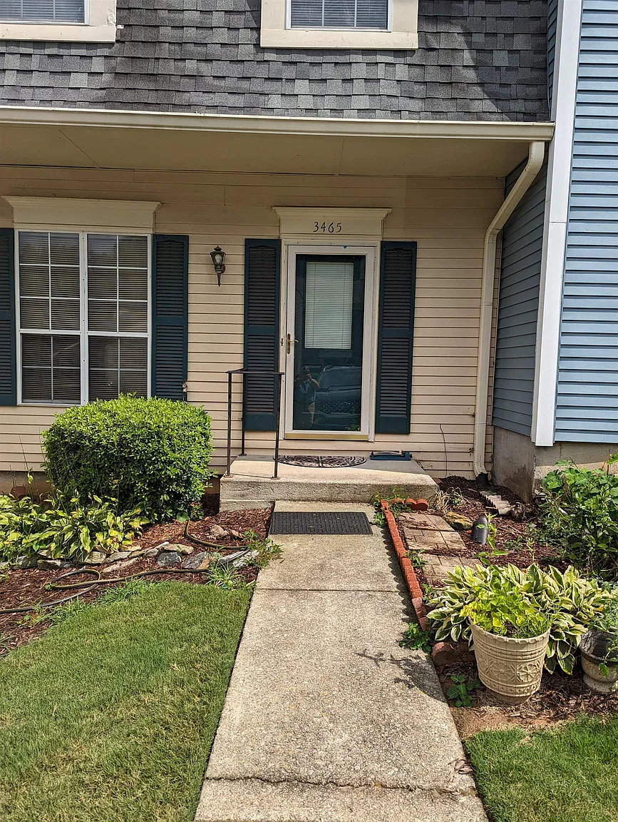 3465 Washington Way photo 1
