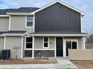 2312 E Spice Loop #4, Nampa, ID 83651