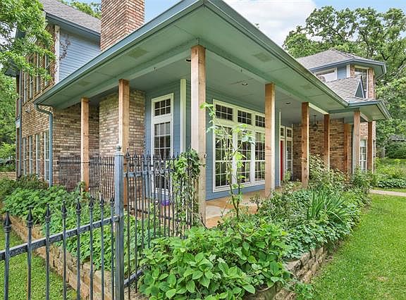 3rd image of 3404 Heritage Oak Ct