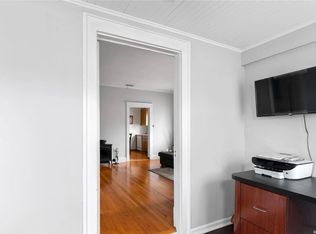 359 Great East Neck Rd, West Babylon, NY 11704