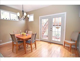 4th image of 1772 W Thorndale Ave
