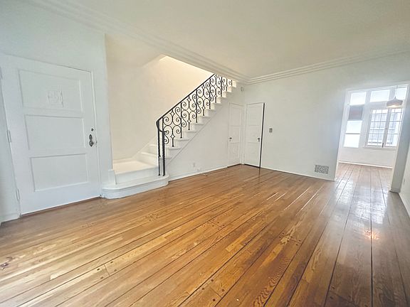 2nd image of 144 S Canon Dr APT 2
