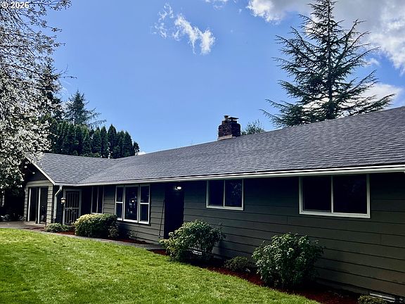 3rd image of 610 NE 8th Ave