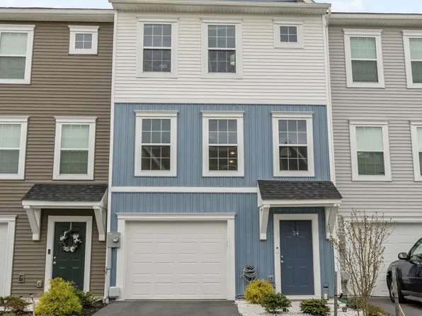 34 Starting Gate Pl, Martinsburg, WV 25404