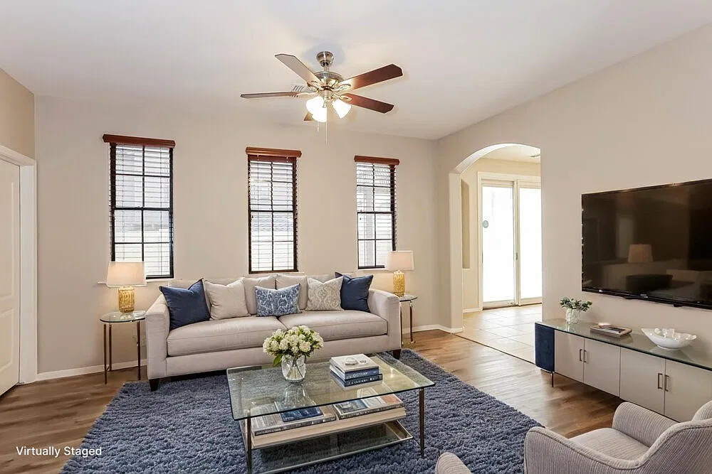 3 bed, 2.5 bath, 2274 sqft, $2,310 — Photo 4