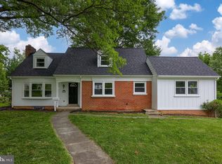 1585 Wheatland Ave, Lancaster, PA