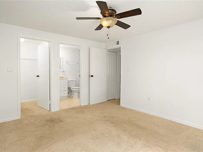 22291 Westchester Blvd #301 — Photo 14