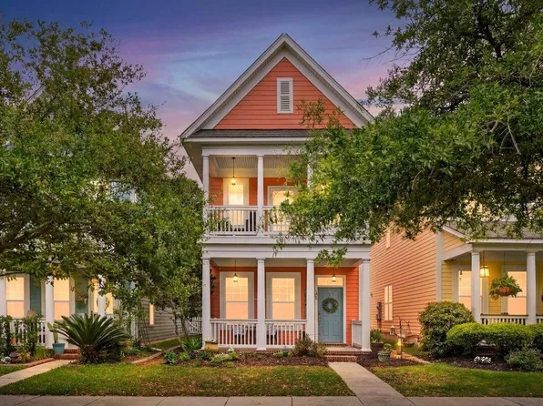 121 Hyacinth St, Summerville, SC 29483