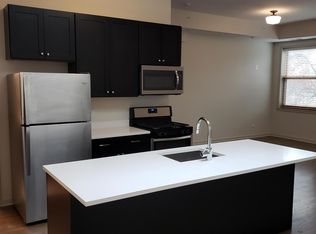 141 S Oak Park Ave APT 4, Oak Park, IL 60302