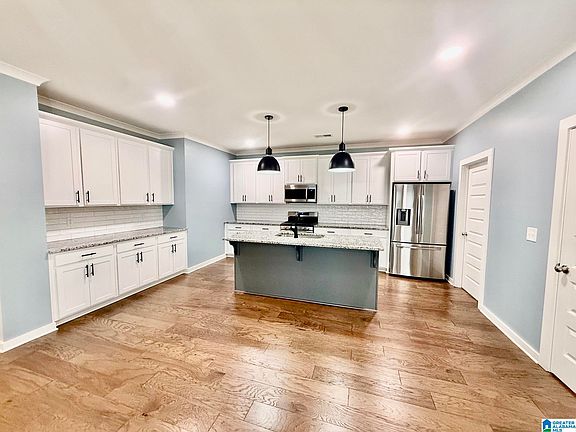 5th image of 1037 Unali Ln