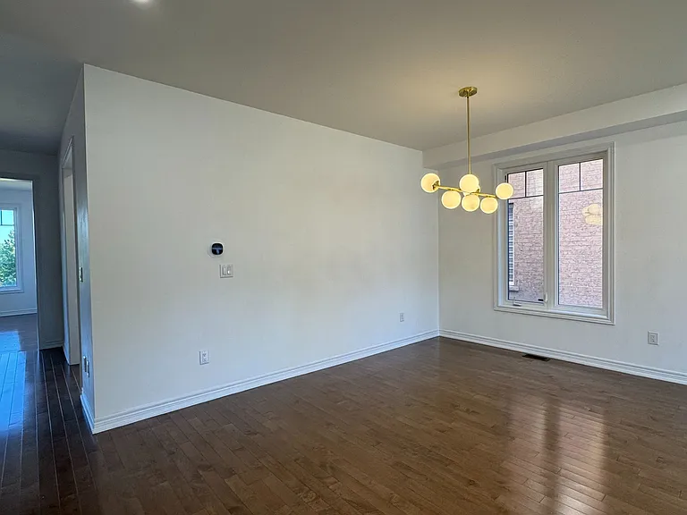 32 Philips Lake Ct — Photo 4
